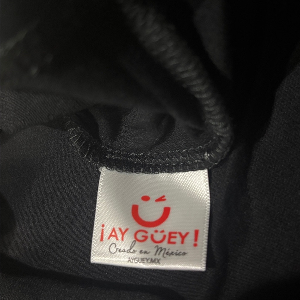 ¡ AY GÜEY ! Black Graphic Men's T-Shirt - Picture 5 of 5